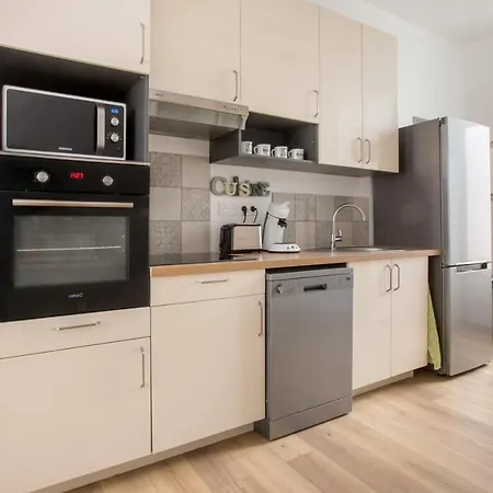 Apartment Grand Avec 3 Salles De Bain Tourcoing